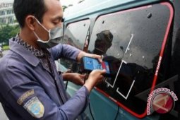 Dishub Pangkalpinang Tertibkan Angkot Kaca Gelap