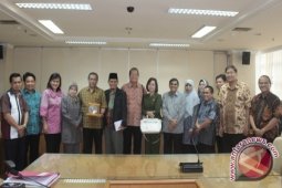 Perhatikan Dampak Kurikulum dan SDM Guru