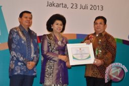 Sekadau Terima Penghargaan dari Kementerian Perlindungan Anak