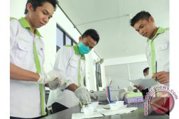 TES URINE MAHASISWA BARU
