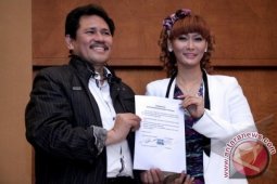 Inul dan Ketua KCI Berdamai