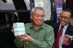 BI JEMPUT BOLA