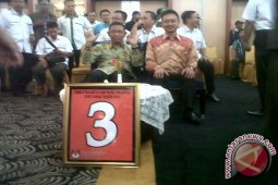 Kampanye Sutarmidji-Edi Ziarahi Makam Pendiri Pontianak