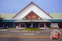 Bandara Djalaluddin Tidak Melayani Penerbangan Malam Hari