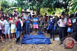 Jenazah Korban Longsor Ditemukan Warga Tanah Tinggi