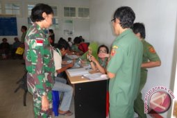 9 Warga Perbatasan Sanggau Operasi Mata Katarak Gratis