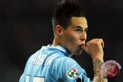 Napoli Hancurkan Wolfsburg di Liga Eropa