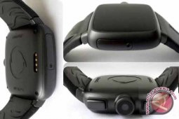 Jam Pintar Berkamera 5 Megapixel Siap Diproduksi