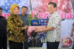 Dekranasda-Indocement kembangkan batik khas Bogor
