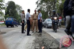Jalan sisi selatan Kalimalang akan diperlebar