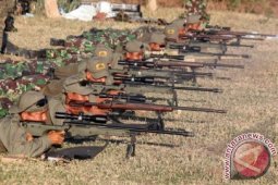Latihan Menembak Sniper