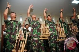 Seni Angklung Perdamaian
