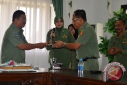 Staf PNS Pemkab Rayakan Ultah Wabup Sekadau