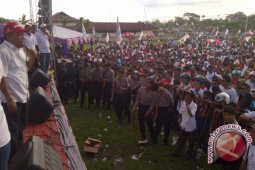 Lautan Massa Antar Kampanye Terakhir Muda-Harjo