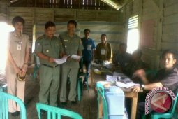 Wakil Bupati Sekadau pantau Pilkades di Nanga Taman