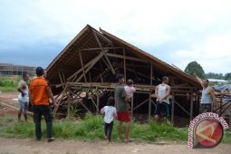 Bangunan 'Youth Center' Sekadau Roboh