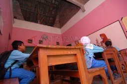 SD Kekurangan Ruang Kelas