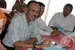 GOLF PIALA GUBERNUR