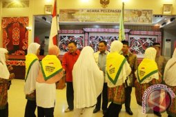 Melepas Jemaah Calon Haji
