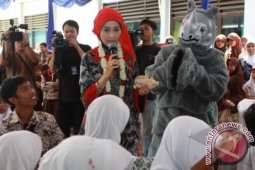 Duta Badak Jawa, Desy Ratnasari
