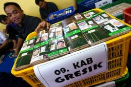 Pengecekan Paspor Jemaah Calon Haji