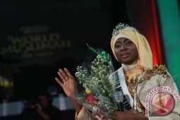 Obabiyi Aishah Menangi World Muslimah 2013