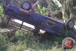 Ratusan Warga Demo Polsek Muara Komam