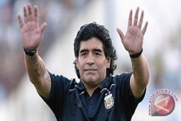 Maradona Berpeluang Nonton Napoli vs Roma