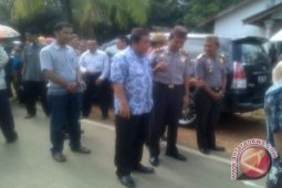 Polisi Amankan Pesta Adat Suku Ketapik