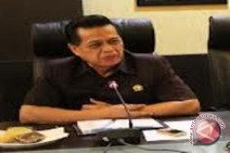 Pansus JPH Berdebat soal Sertifikasi Halal