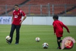 Banjir gol warnai pertandingan Indonesia-United Red