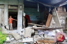Warga Berhamburan Karena Gempa 4,5 SR Alor