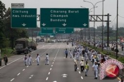 Buruh berencana "lumpuhkan" Jakarta pekan depan