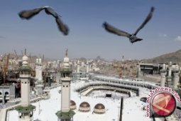 Mengintip sejarah dua masjid suci