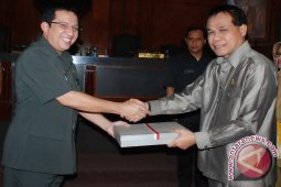 Kalbar Targetkan 2014 Pertumbuhan Ekonomi 5,99 Persen