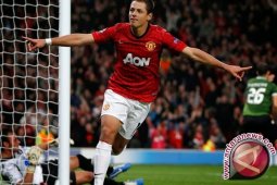 United taklukkan Stoke