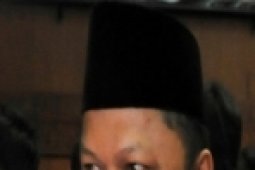 Berlakukan Jam Operasi