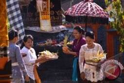Galungan di Makassar