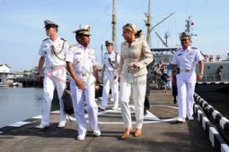 Kunjungan Menhan Belanda