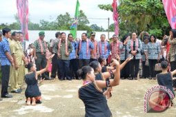 Wakil Bupati Sekadau Resmikan Pelayanan KB di Tapang Pulau