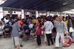 Ribuan Warga Landak  Datangi Pengobatan Gratis di RSUD