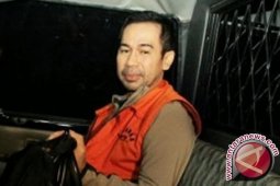 Wawan tersangka korupsi alat kesehatan Tangerang Selatan
