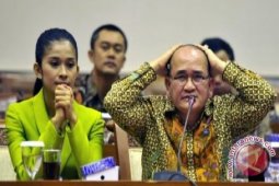 KPK Akan Periksa Ruhut Sitompul Terkait Anas