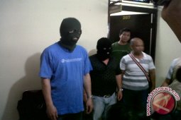 Polisi Tangkap Dua Warga Malaysia Pengedar Sabu-Sabu