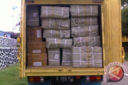Empat Unit Mobil Box Diamankan Mapolsek Entikong