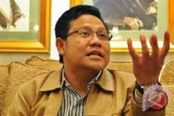 Menakertrans akan cabut izin perusahaan "outsourcing" langgar aturan