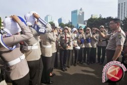 Kapolri: jilbab Polwan perlu diseragamkan dahulu