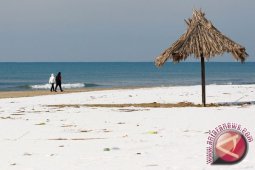 Sedikitnya Tujuh Tewas Tenggelam di Pantai Cermin