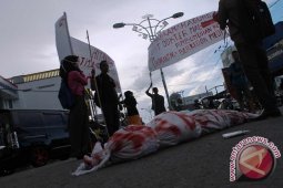 Mahasiswa : Cabut Gelar Dokter Yang Mogok Kerja