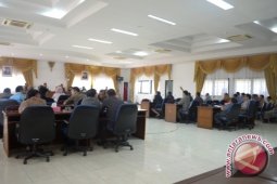 Sidang DPRD Sekadau Dihujani Interupsi, Sempat Skors 15 Menit
